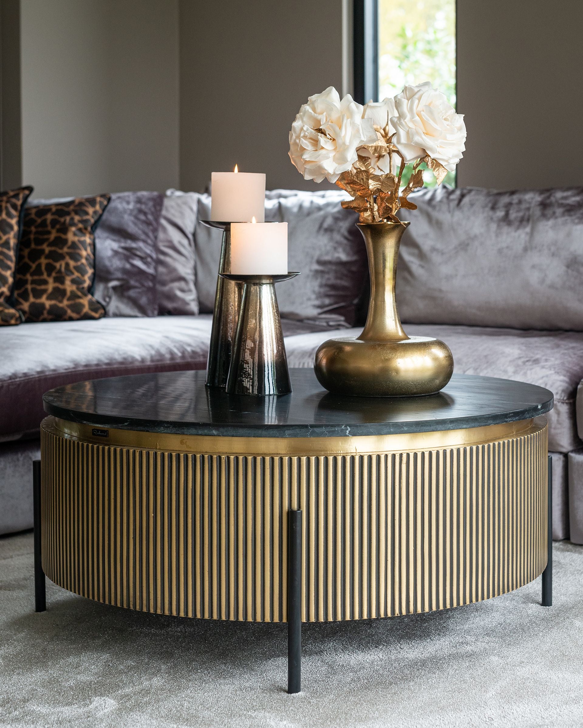 Gold circle store table